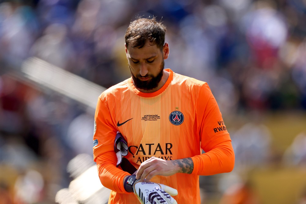 Donnarumma: Jak Włoski Bramkarz Zdobywa Polskich Kibiców