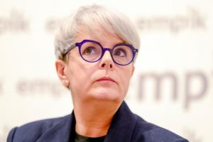 Karolina Korwin Piotrowska: Ikona Polskiego Show-Biznesu