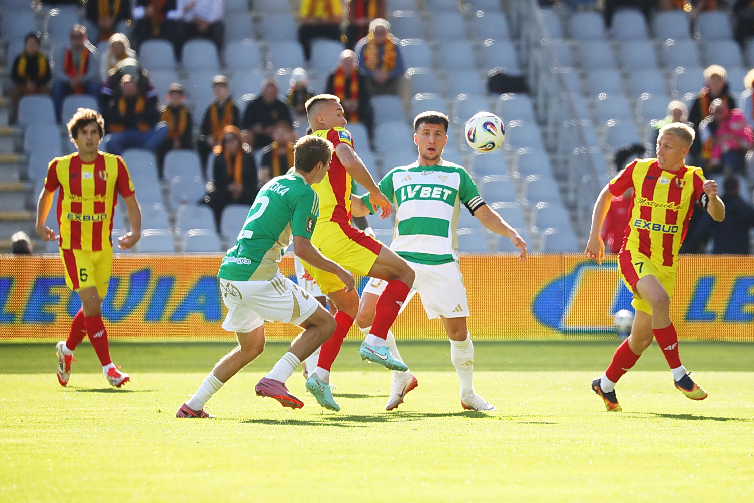 Mecz Korona Kielce – Lechia Gdańsk: Znaczenie i Przebieg