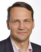 Radosław Sikorski: Jego rola w polskiej polityce