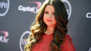 Selena Gomez: Muzyka, Aktywizm i Osobiste Zmagania