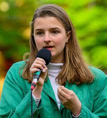 Dominika Lasota: Wyjątkowa Droga Artystyczna