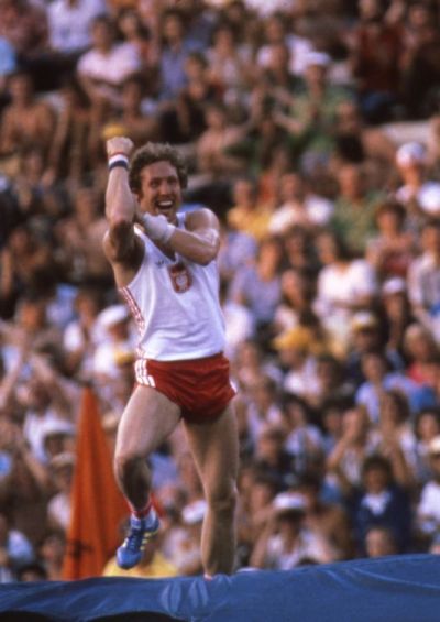 Gest Kozakiewicza – Historia i Znaczenie Symbolu Polskiego Sportu