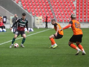 GKS Tychy kontra Chrobry Głogów: Przebieg i Znaczenie Meczu