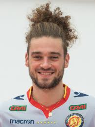 Kamil Rychlicki: Sportowiec, który zaskakuje