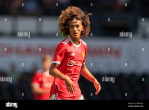 Manchester United: Walka o powrót na szczyt piłkarskiego świata