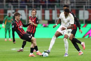 Milan pokonuje Pisa SC w emocjonującym meczu Serie A