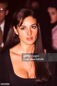 Monica Bellucci: Zjawiskowa Kariera i Wpływ na Kulturę