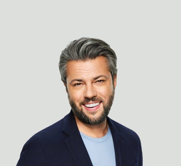 Olivier Janiak – Wiodąca postać w polskim mediach