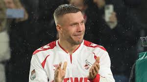Podolski wraca do Polski: Nowy rozdział w futbolu