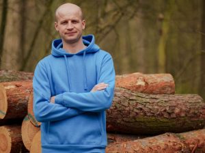 Rolnik szuka żony: Miłość w rytmie wiejskich tradycji