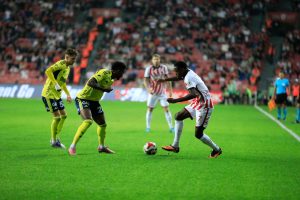 Samsunspor – Fenerbahçe: Nadchodzące Starcie w Lidze