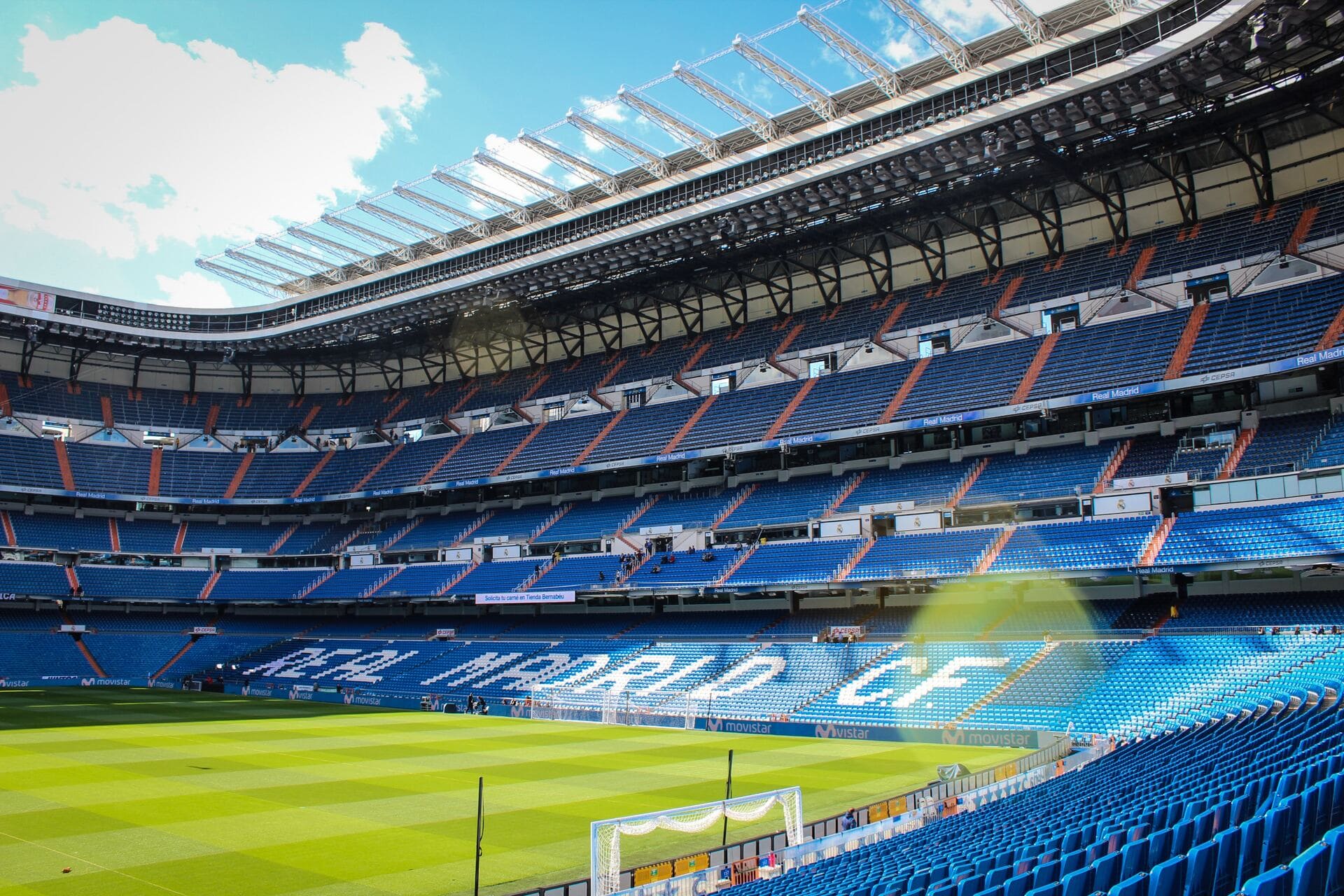 Santiago Bernabéu: Stadion Realu Madryt i jego znaczenie