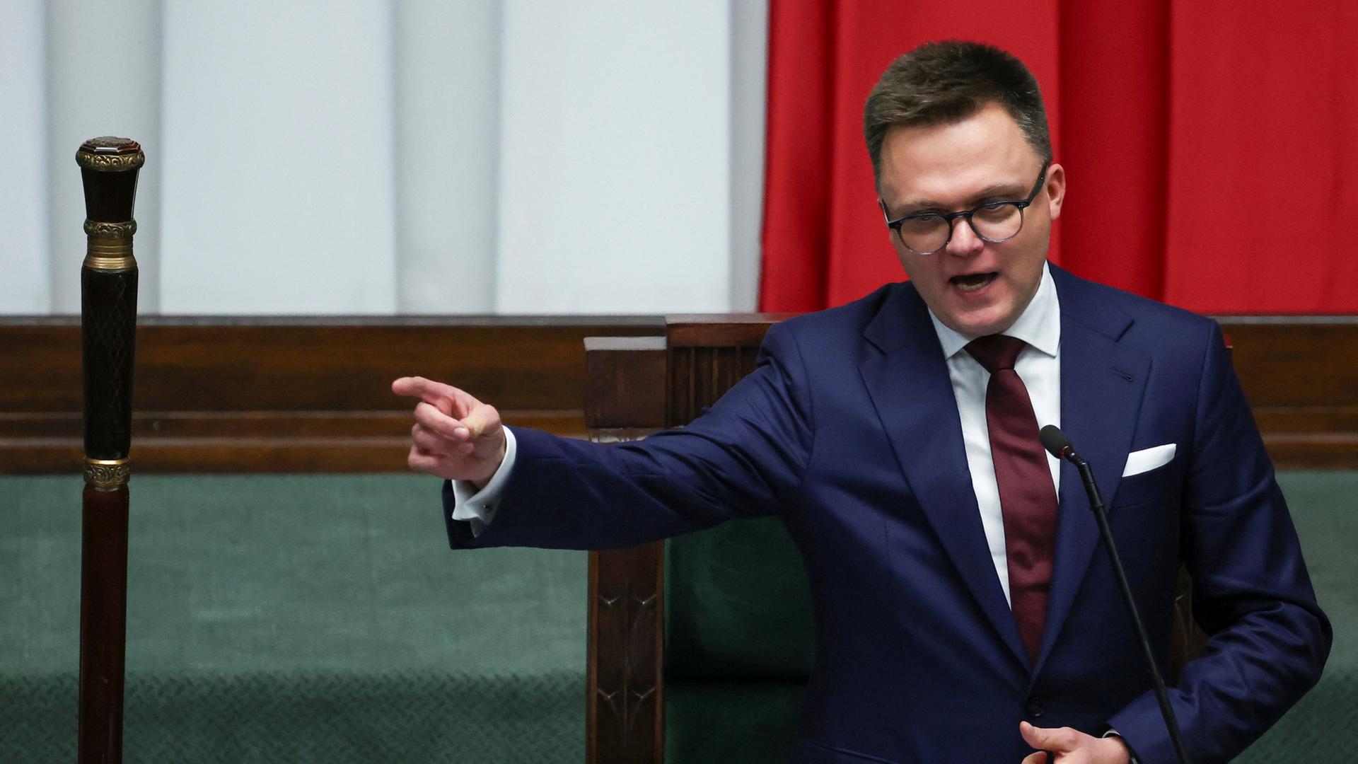 Szymon Hołownia – Kontrowersyjna Postać Polityki Współczesnej