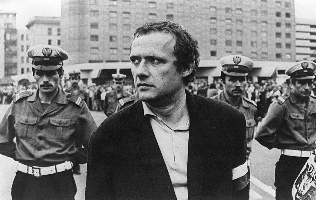 Adam Michnik – Ikona polskiego dziennikarstwa i myśli krytycznej