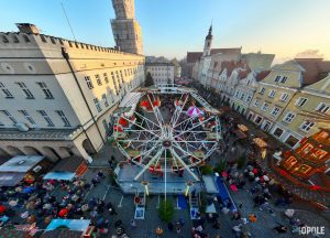 Jarmark Bożonarodzeniowy 2023: Tradycja w Polskich Miastach