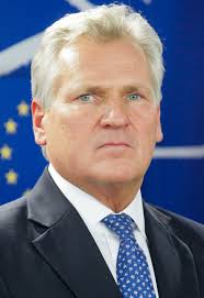 Aleksander Kwaśniewski: Głos Doświadczenia w Polskiej Polityce