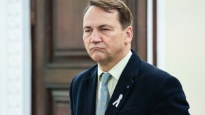 Ambasador polski we Francji: kariera, działalność i kontrowersje