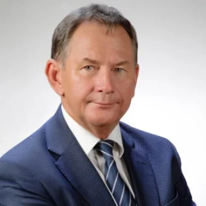 Dariusz Lubera obejmuje stery w PGE. Koniec ery Dariusza Marca