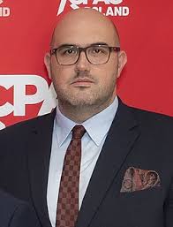 Jarosław Olechowski: Od TVP przez państwowe spółki do TV Republika