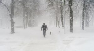 Opady śniegu w Polsce - Co przyniesie grudzień 2025?