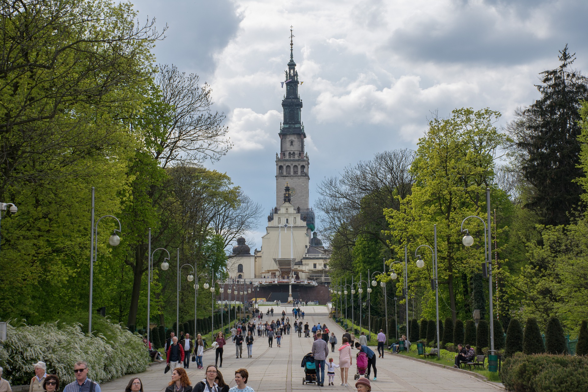 Pogoda w Częstochowie – Co Nas Czeka w Grudniu 2025?