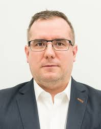 Przemysław Czarnecki w FAME MMA: Z polityki do oktagonu