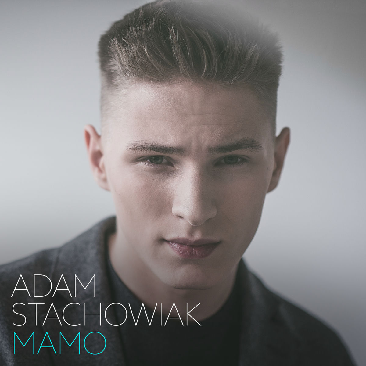 adam stachowiak: różne profile w sieci i publiczna obecność