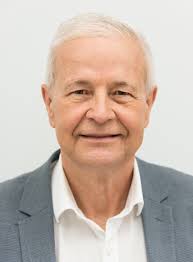 Apoloniusz Tajner: trener, prezes i poseł – wpływ na polskie narciarstwo