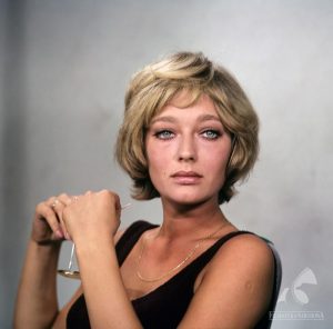 Ewa Szykulska – polska aktorka filmowa, TV i teatru