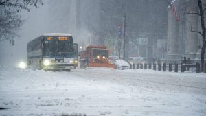 USA burza śnieżna: paraliż i skutki na wschodzie