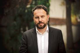 Jacek Nizinkiewicz: kim jest i dlaczego wzbudza zainteresowanie?