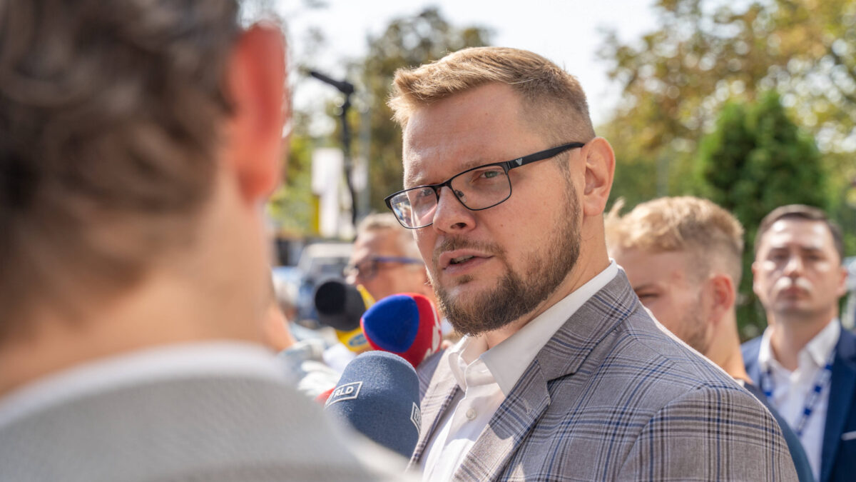 Michał Woś w polskiej debacie klimatycznej