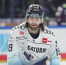 Wojciech stachowiak – młody talent hokeja z Gdańska