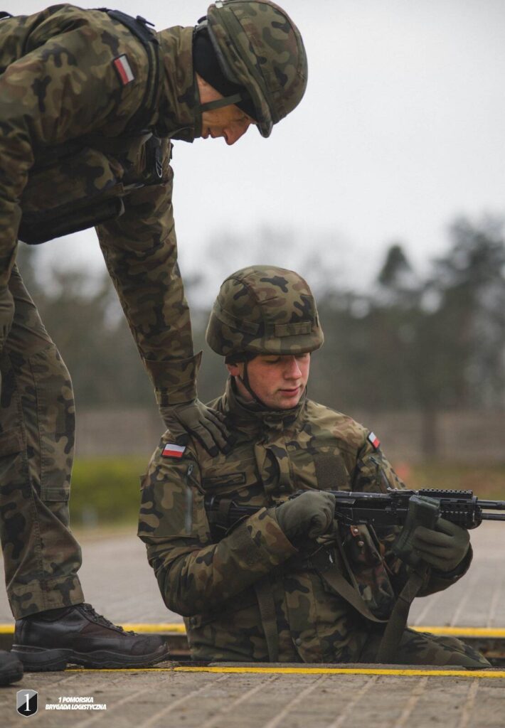 Żołnierz: kim jest i jak go definiują źródła