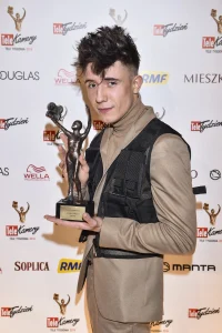 Dawid Kwiatkowski: wpływowy influencer i muzyk