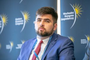 Kim jest Jakub Banaszek? Przegląd kontekstu i weryfikacji