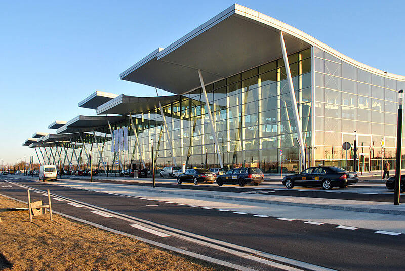 lotnisko wrocław: kluczowy węzeł transportowy Dolnego Śląska
