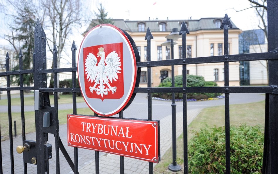 Trybunał Konstytucyjny reaguje na słowa Żurka i wydaje wyrok ws. KRS
