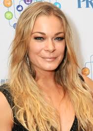 LeAnn Rimes przełożyła koncerty w Spokane i Seattle z powodu ciężkiej choroby