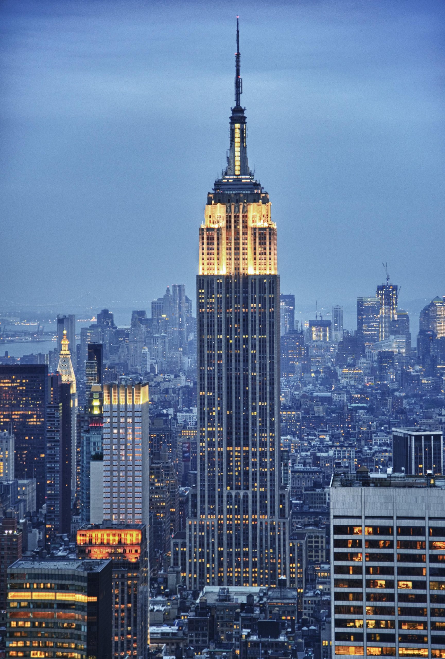 Zaręczyny na szczycie Empire State Building. Para zatrzymana