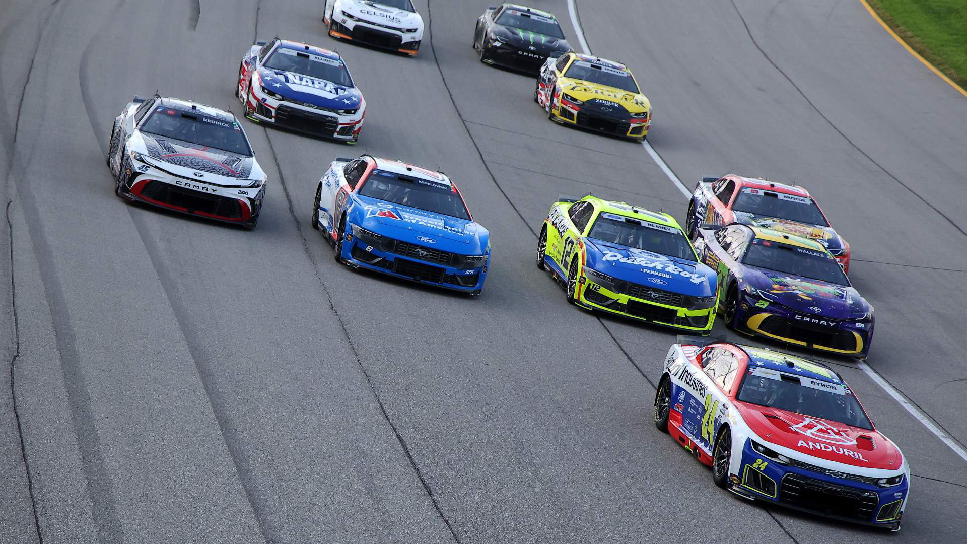Magnussen w ostrym spięciu z Gragsonem po debiucie w NASCAR