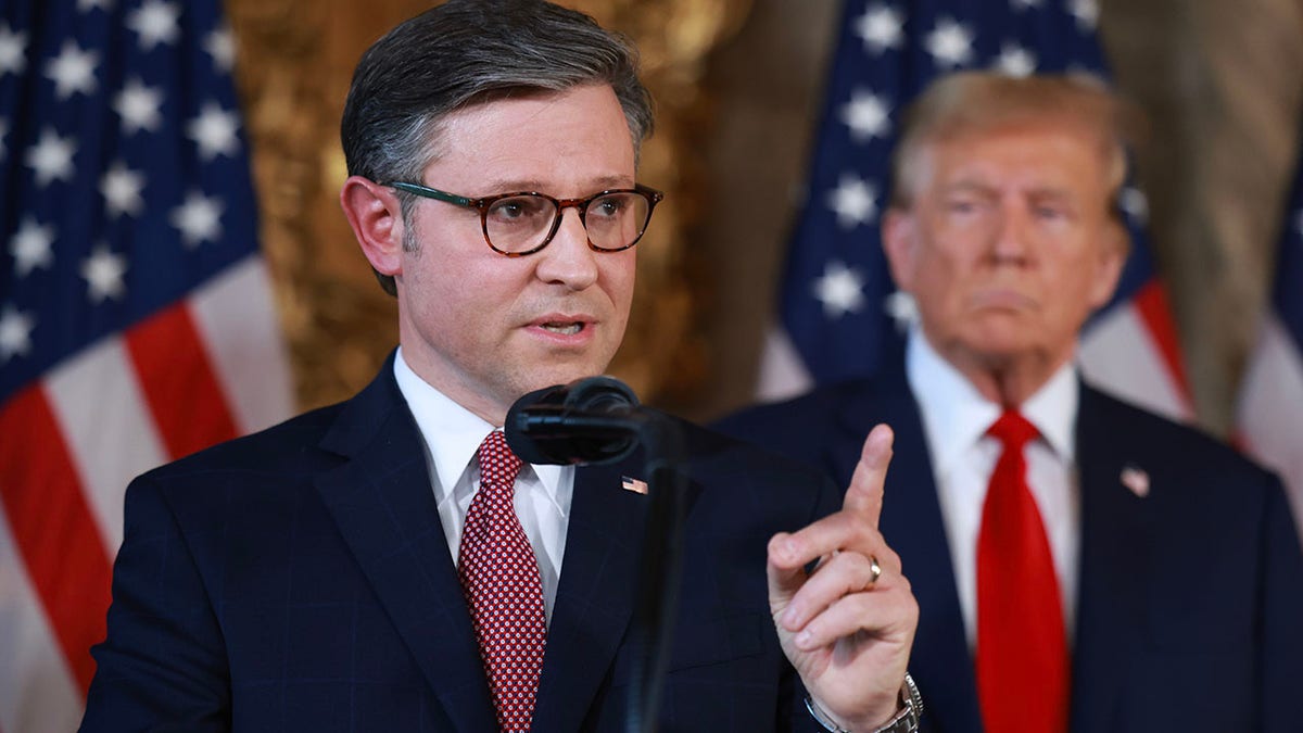 Mike Johnson traci kontrolę nad Izbą po buncie republikanów