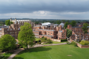 Książę George rozpoczął naukę w Eton College
